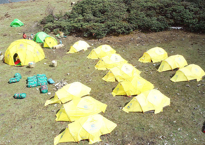 Haba Snow Mountain Camping