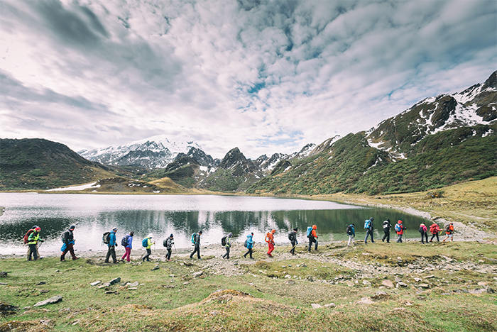 haba-snow-mountain-hiking